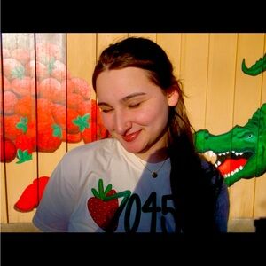 Meet your Posher, Abigail